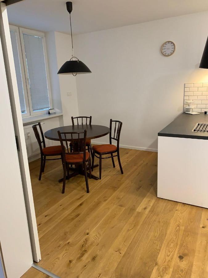 Orient Express Paris-Pressburg By Zazi Apartamento Exterior foto