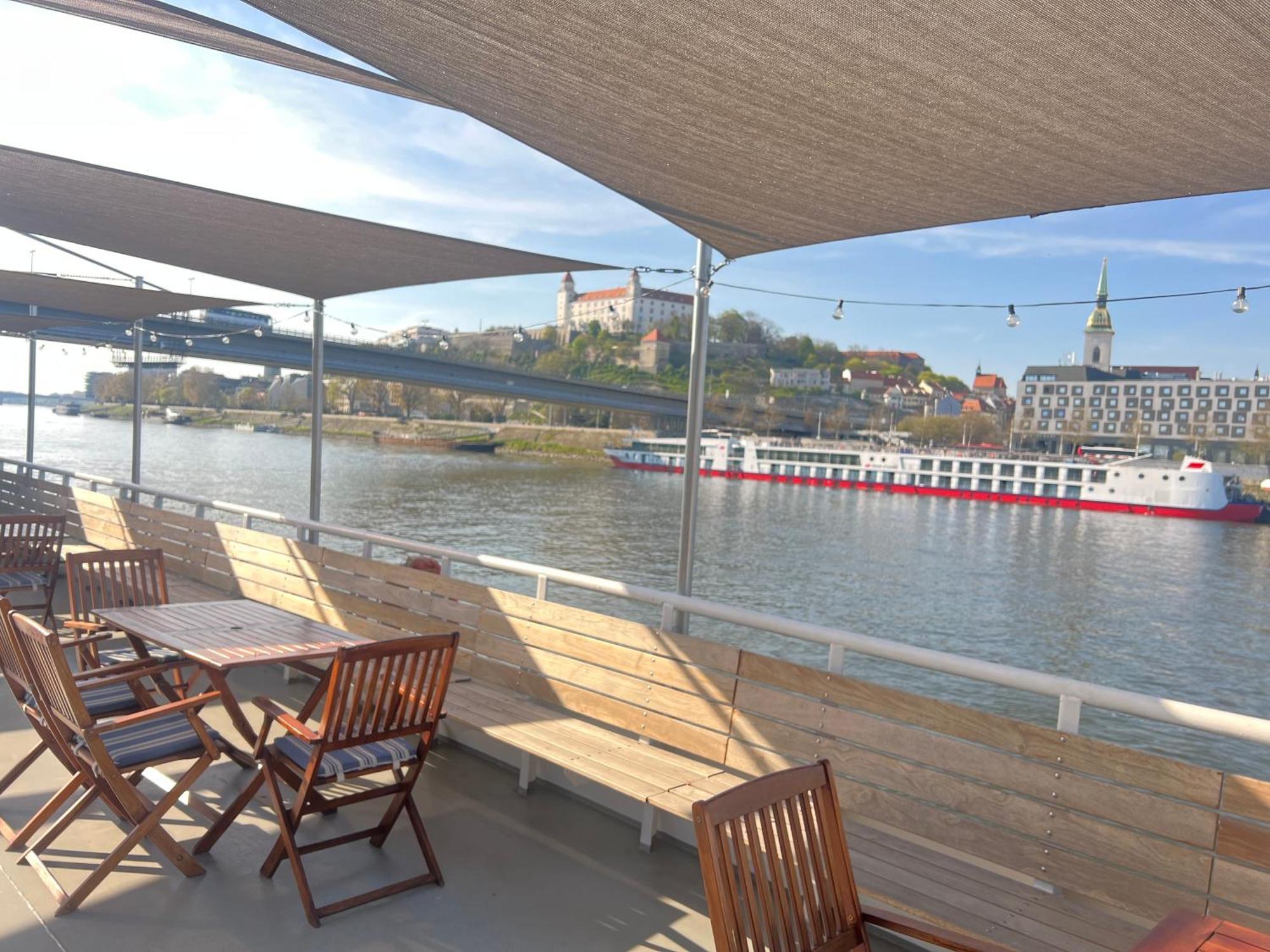 Orient Express Paris-Pressburg By Zazi Apartamento Exterior foto