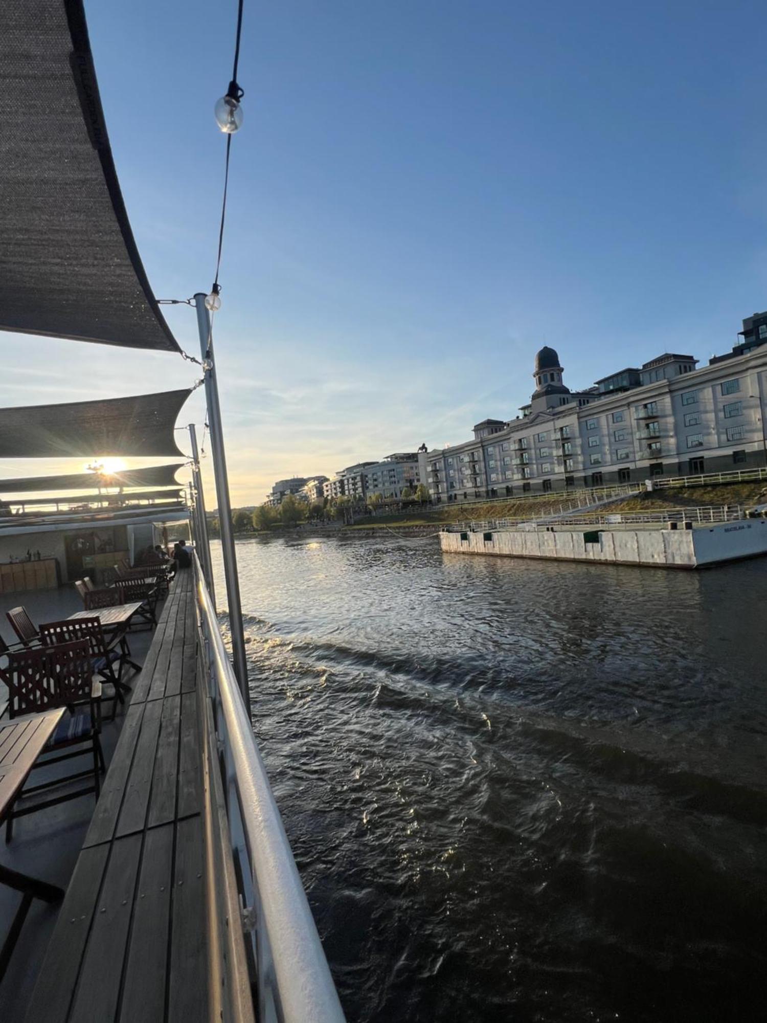 Orient Express Paris-Pressburg By Zazi Apartamento Exterior foto